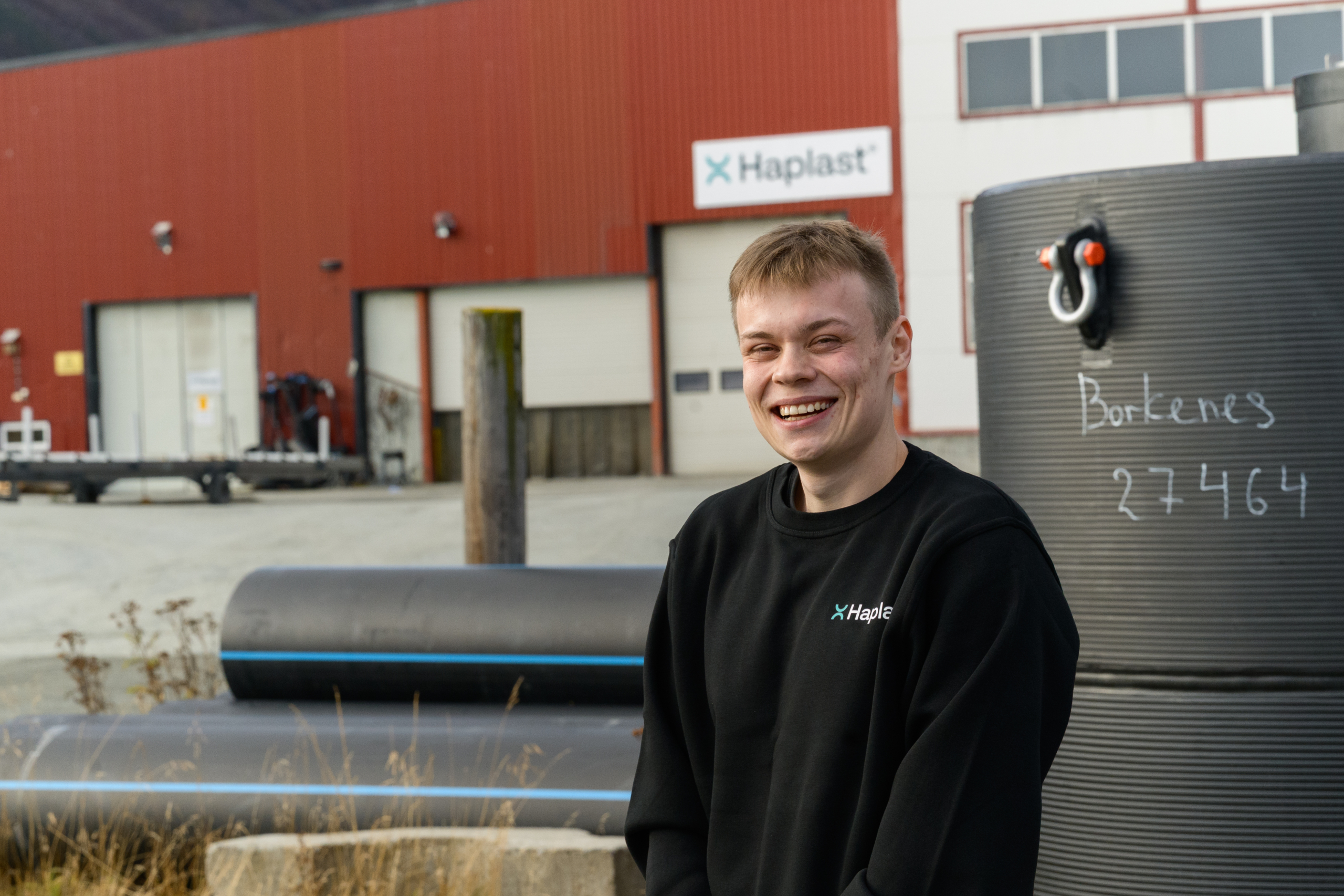 Simon Liafjell Larsen tok fagbrev i Industrimekanikerfaget